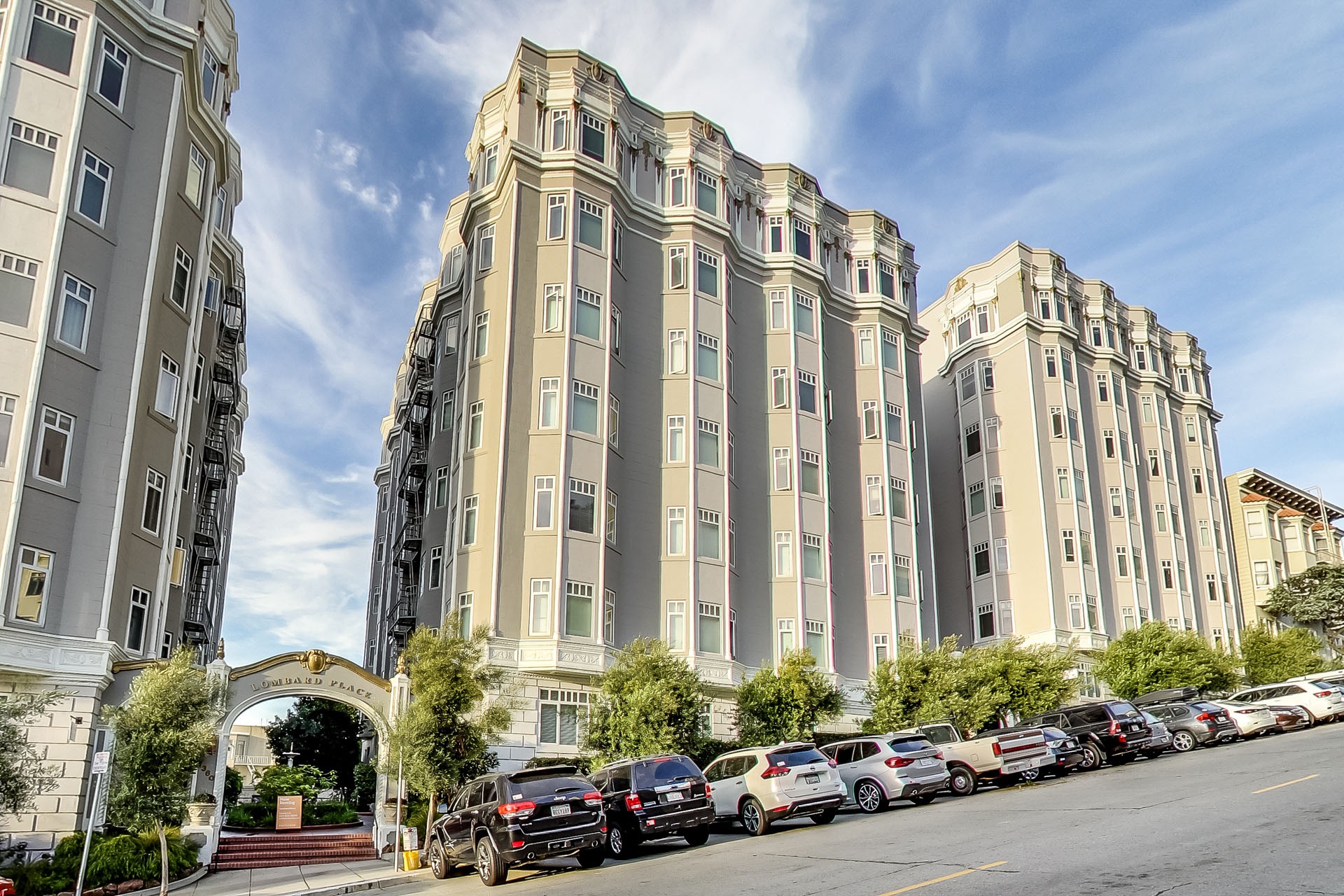1150 Lombard