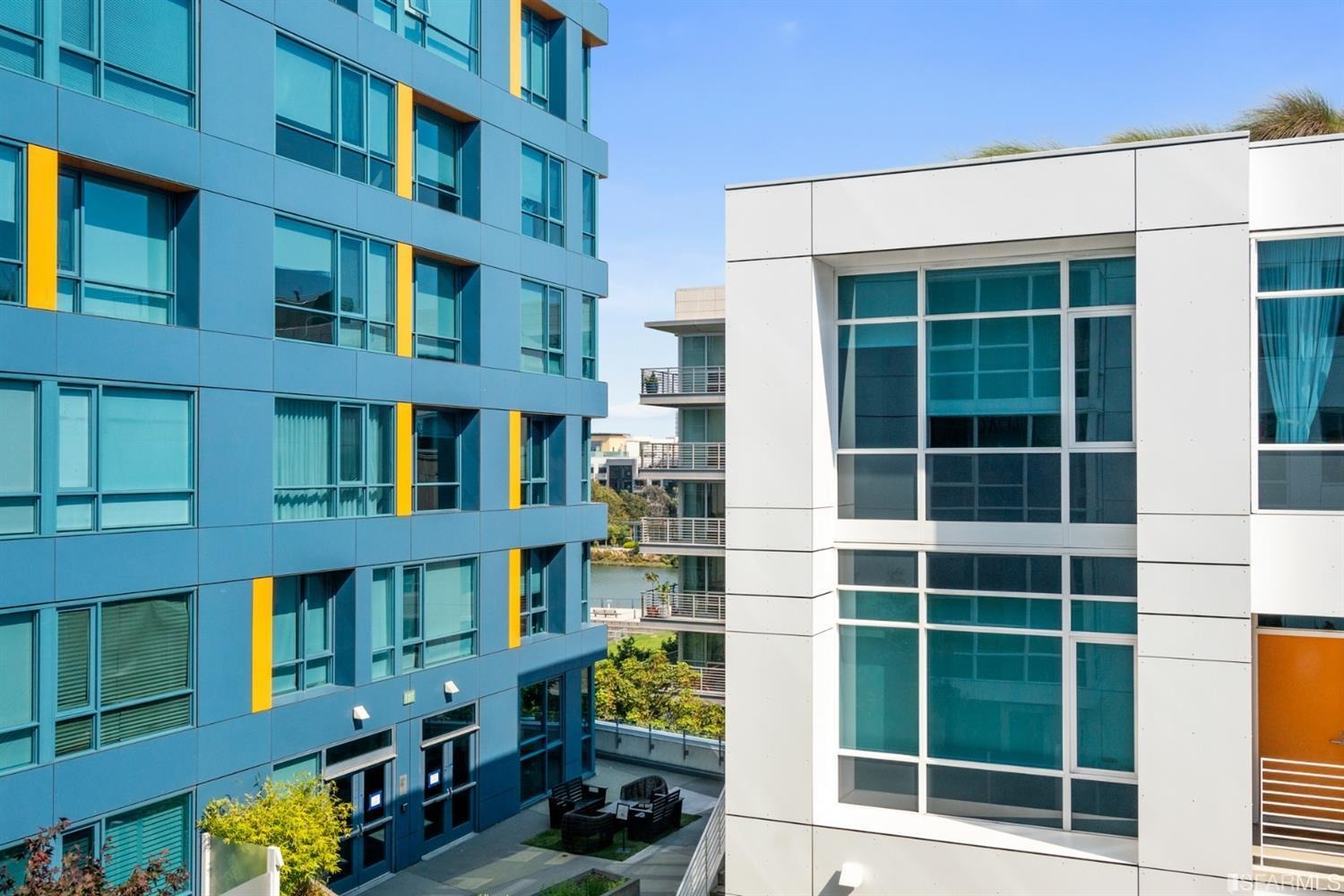 300 Berry St