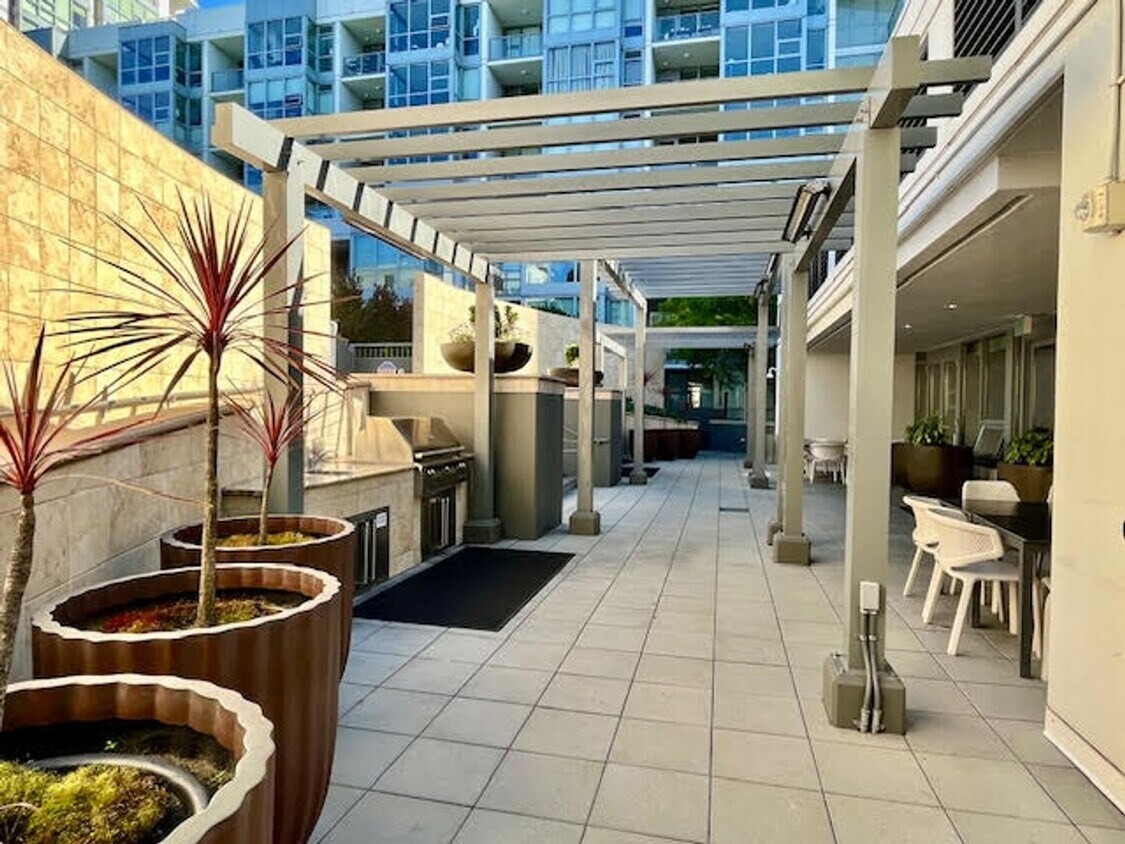 480 Mission Bay Blvd N