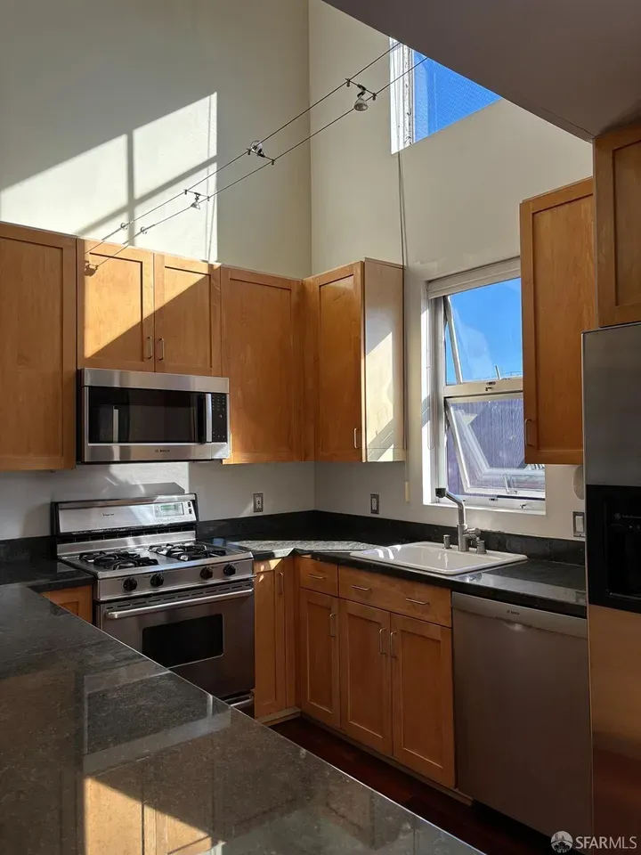 49 Missouri St