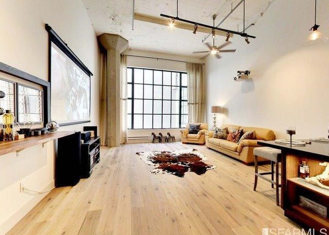 601 4th St
