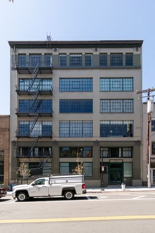 650 2nd St