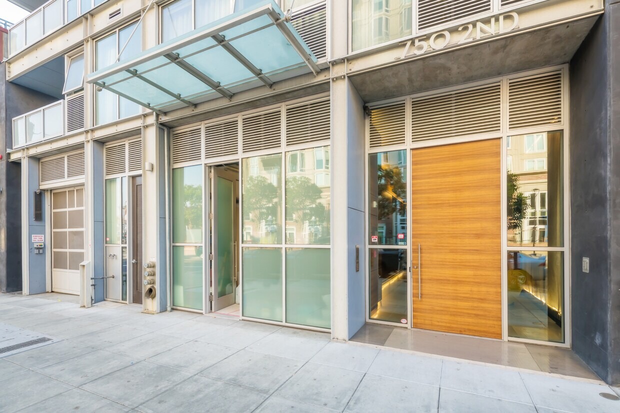 750 2nd St