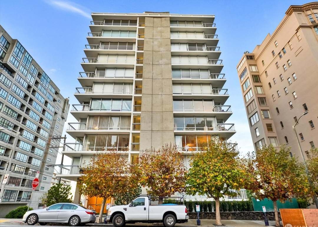 Broadway Towers