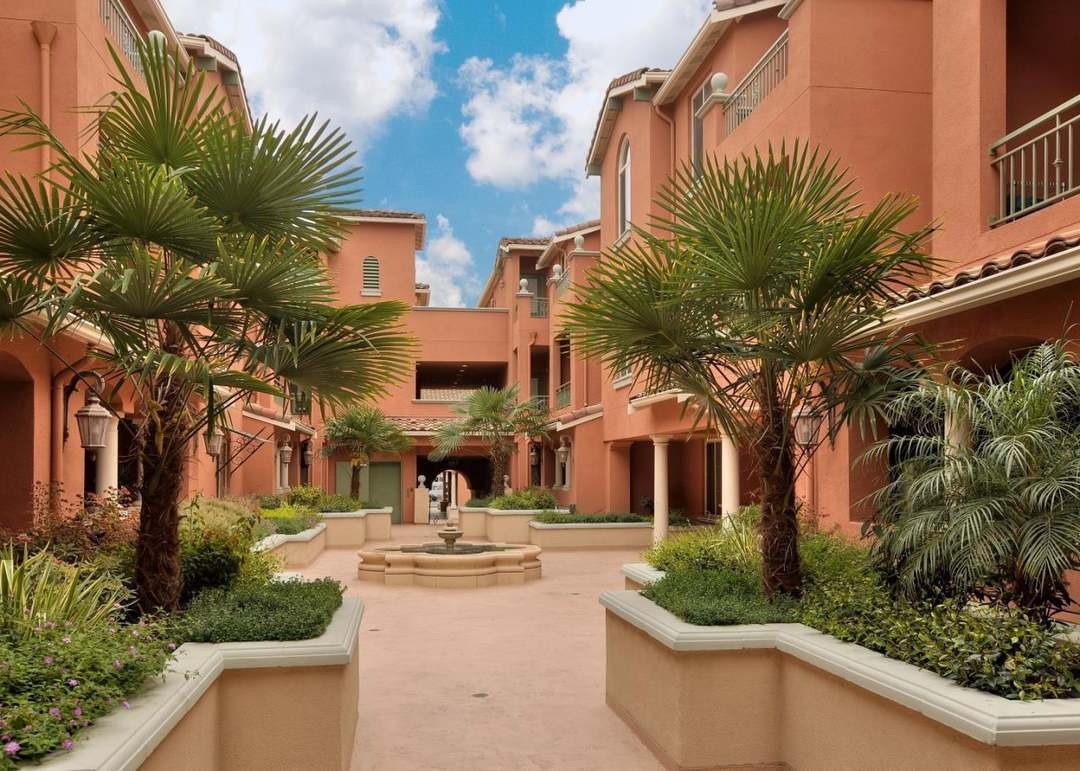 Travigne Villas