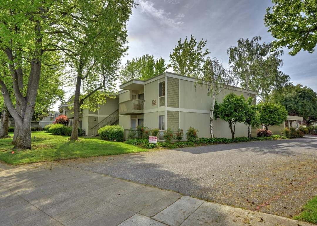 280 Easy Street