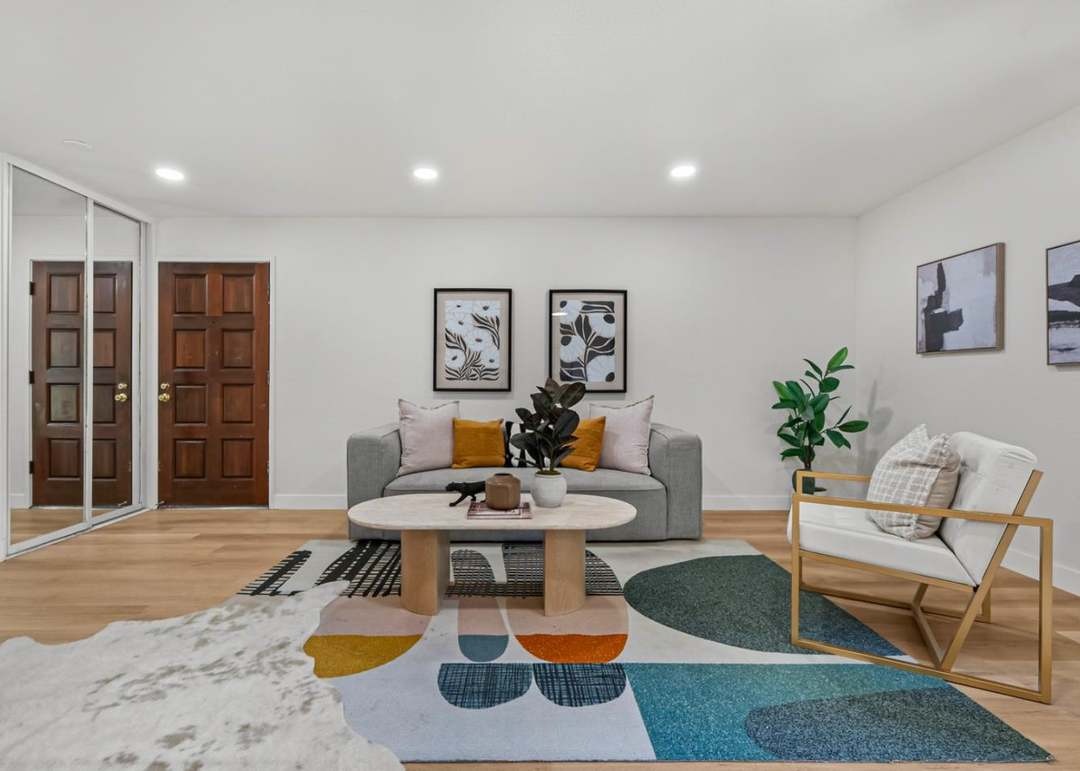 280 Easy Street