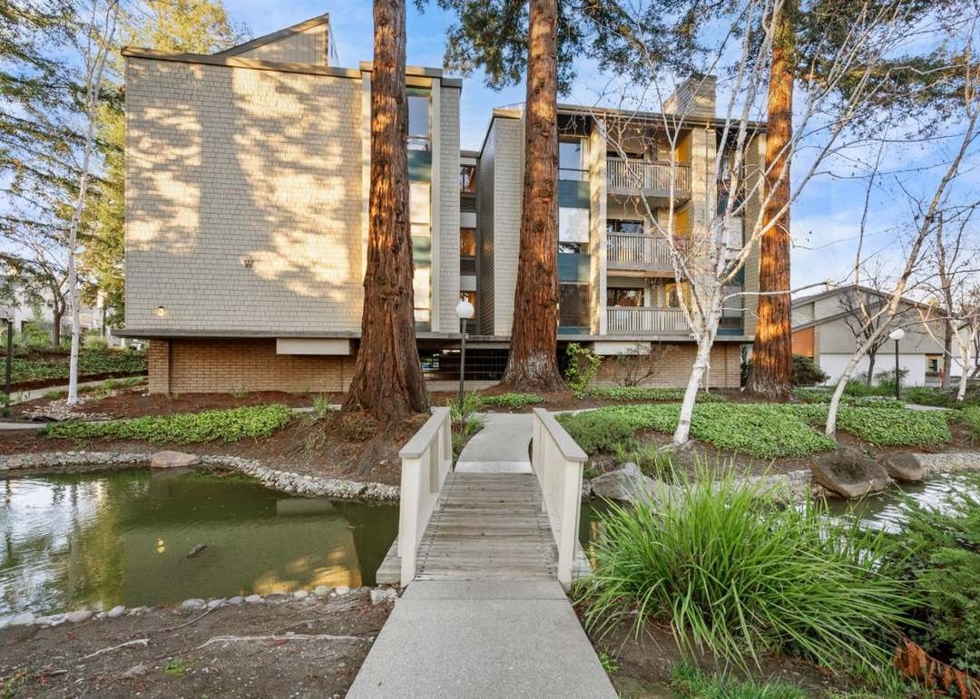 49 Showers Drive