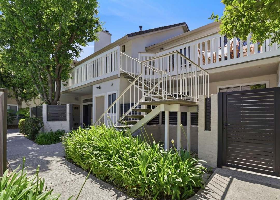 2968 Moorpark Avenue