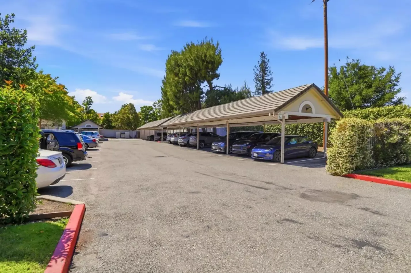 2968 Moorpark Avenue