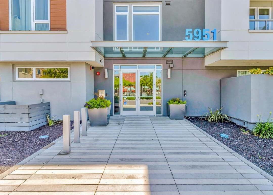 5951 Sunstone Drive