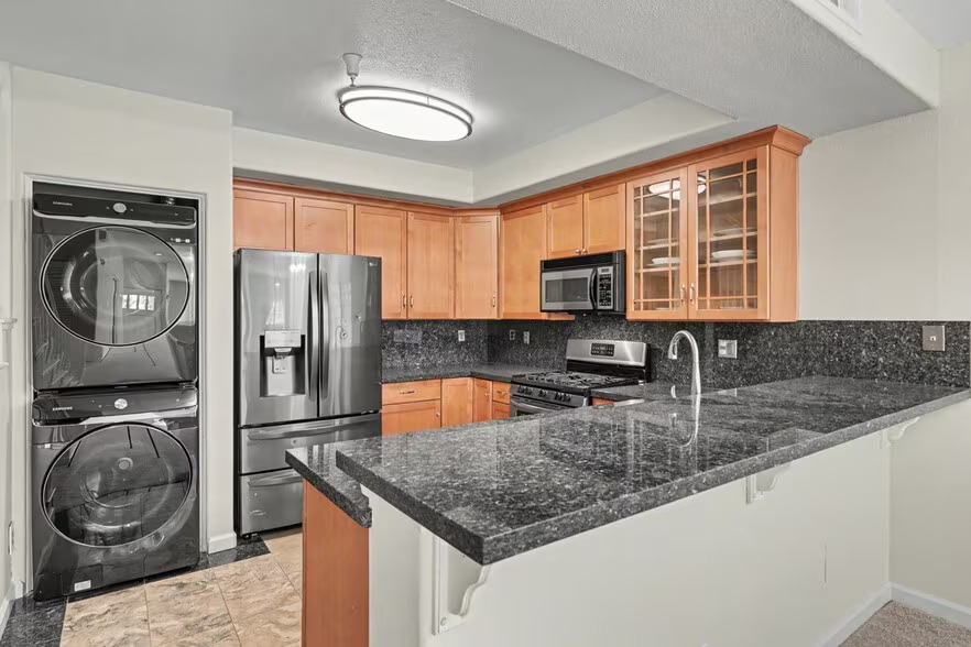 Lenzen Condominiums