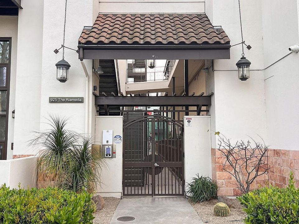 Lofts of Alameda