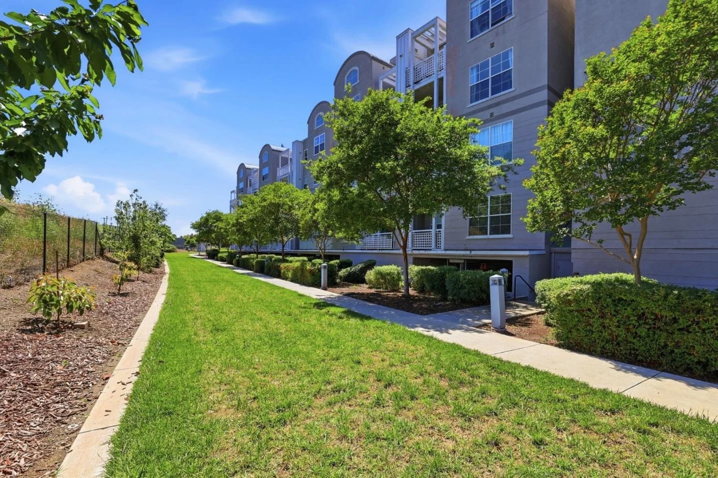 Mansion Grove South