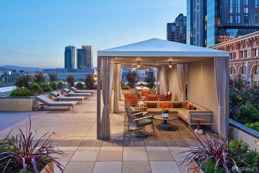 St Regis