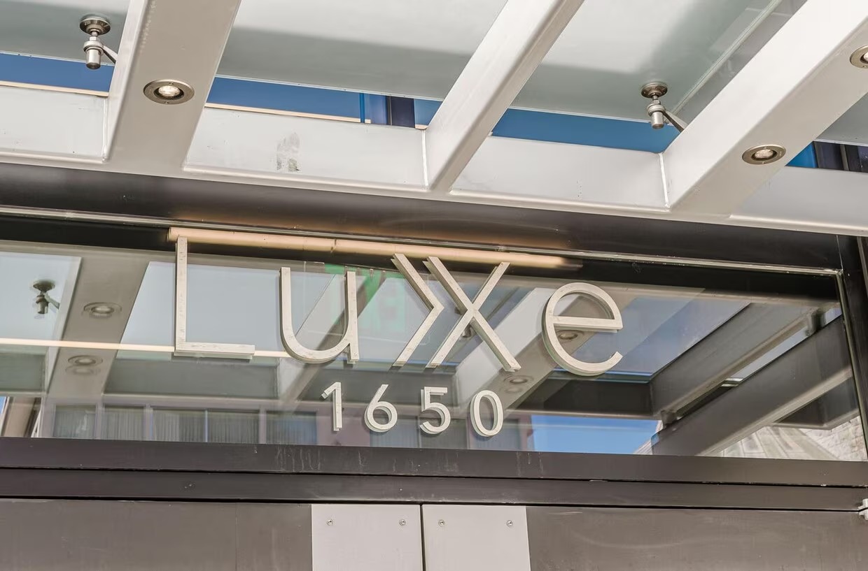 The Luxe