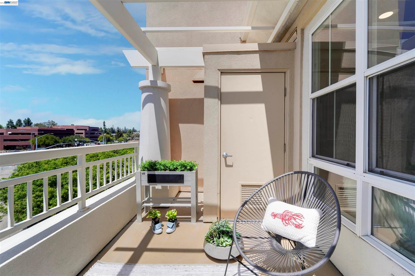 20488 Stevens Creek Blvd #2302
