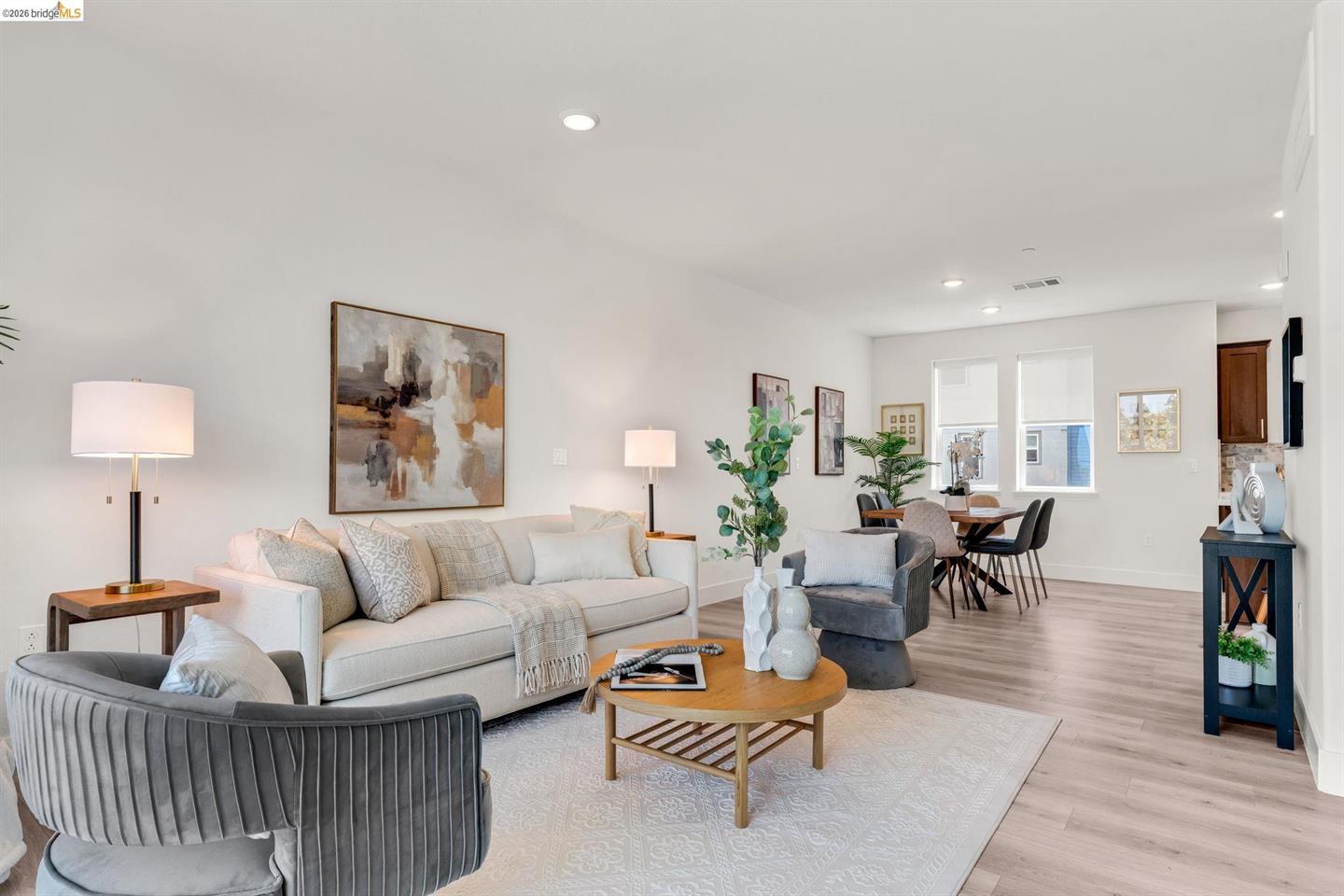 820 E Duane Ave #5 — photo 3