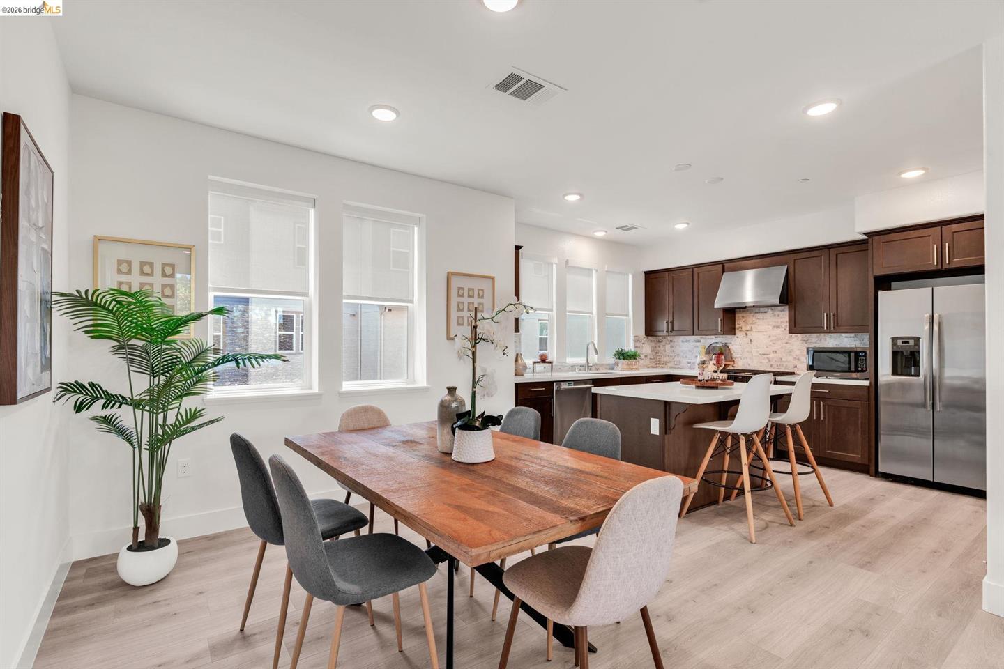 820 E Duane Ave #5 — photo 6