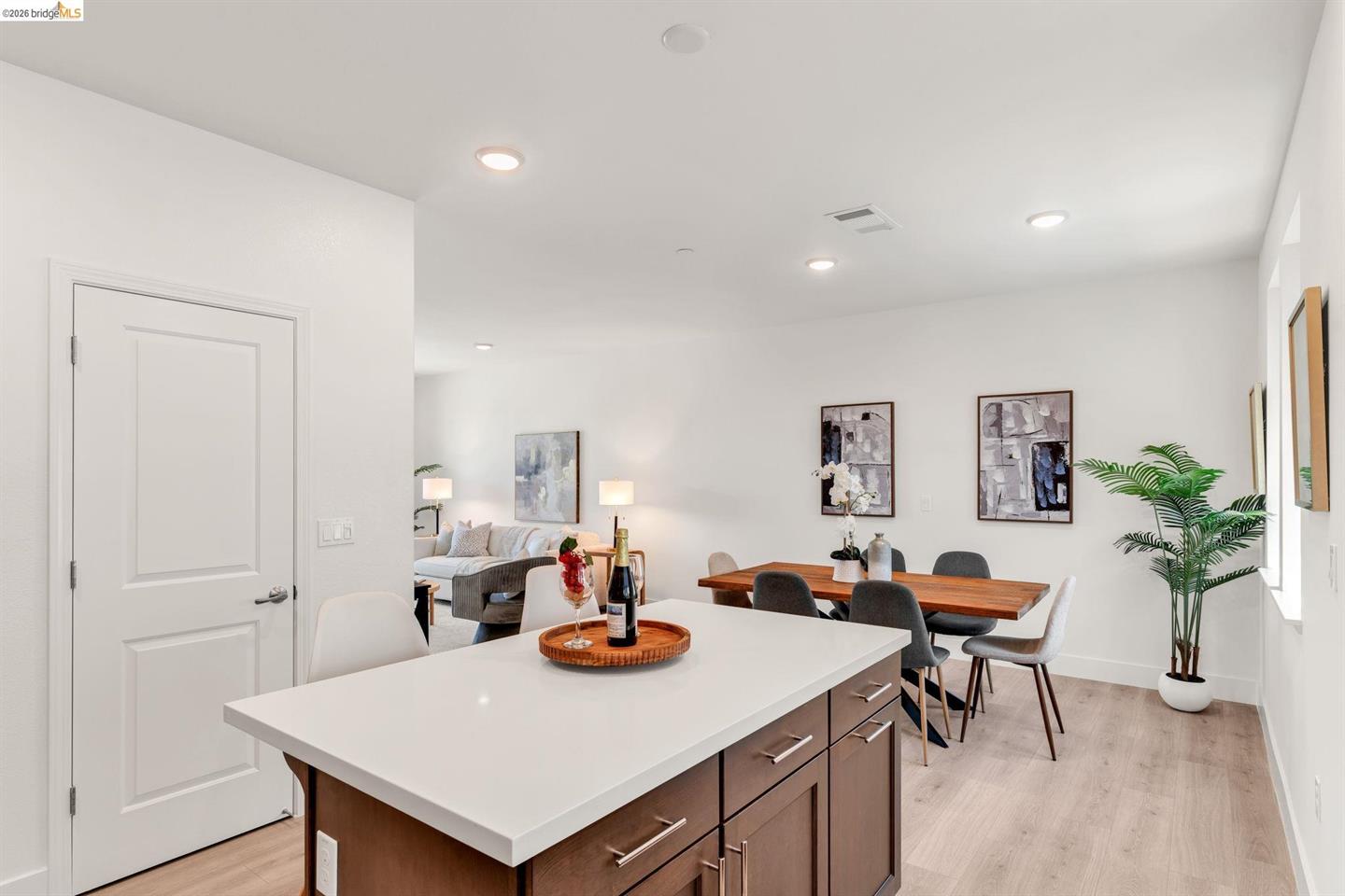 820 E Duane Ave #5 — photo 13