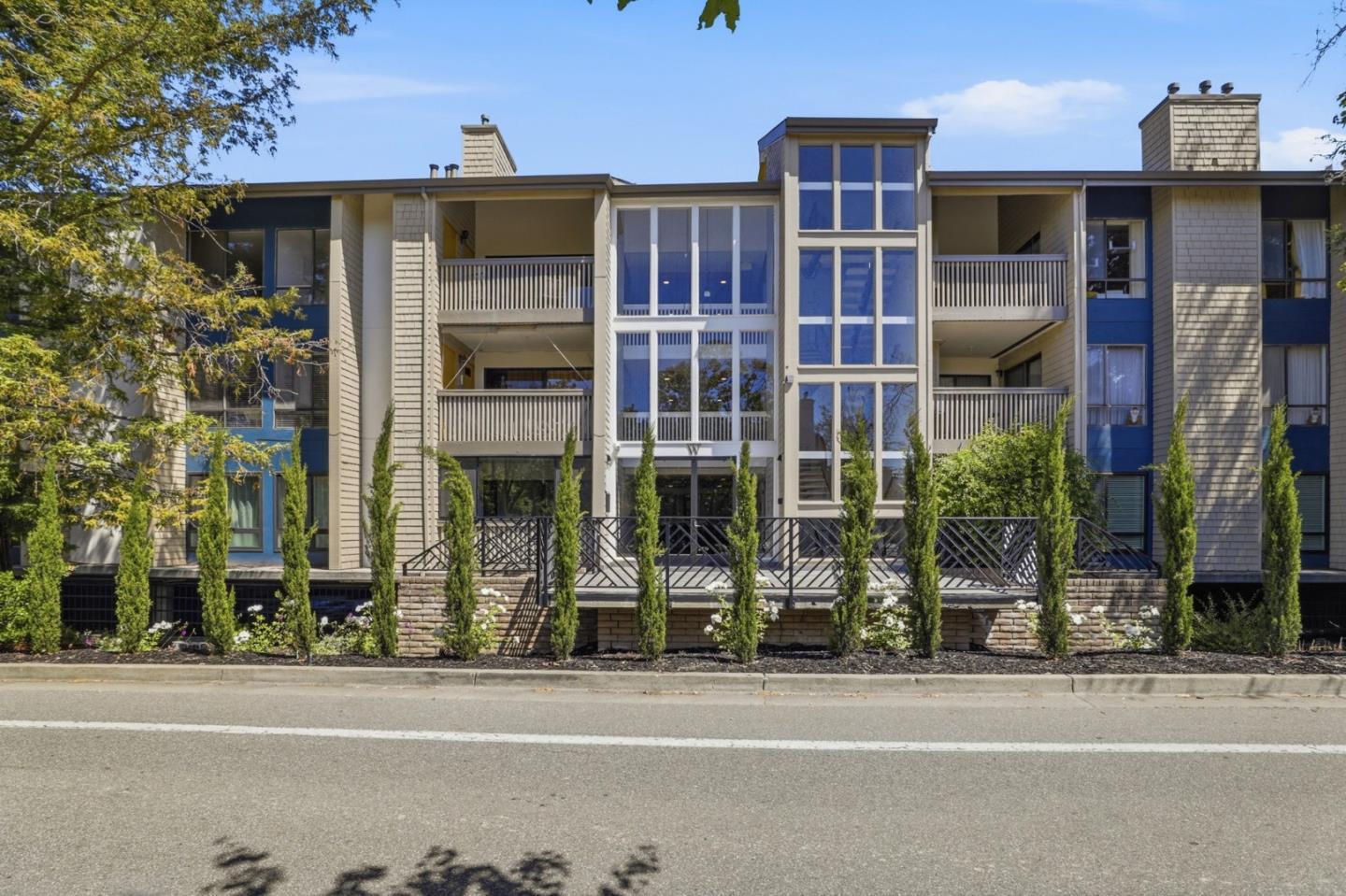 49 Showers Drive #W308 — photo 4