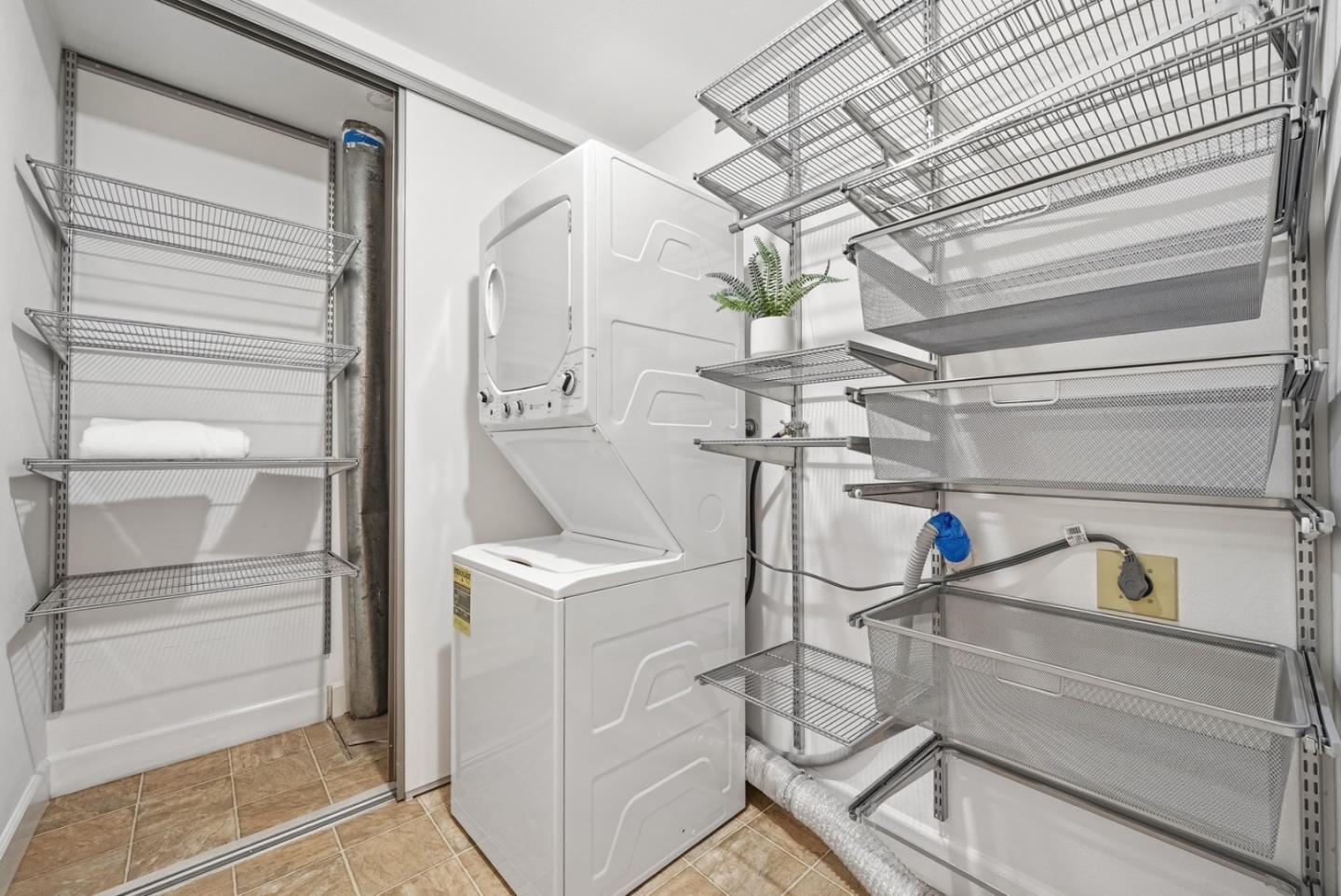 909 Apricot Avenue #C — photo 11