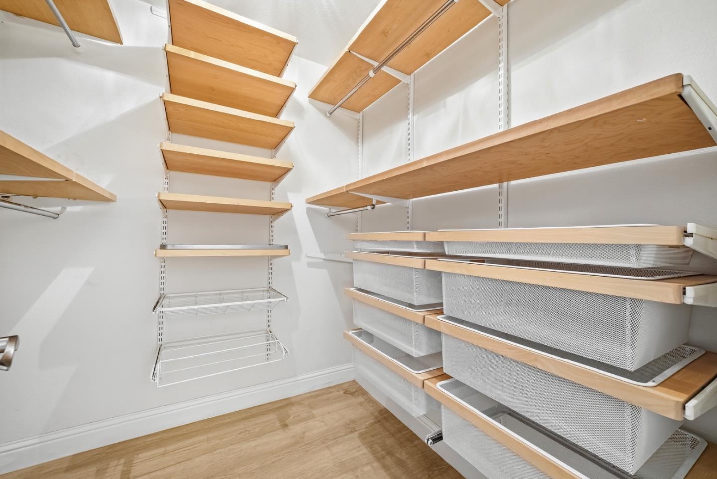 909 Apricot Avenue #C — photo 15