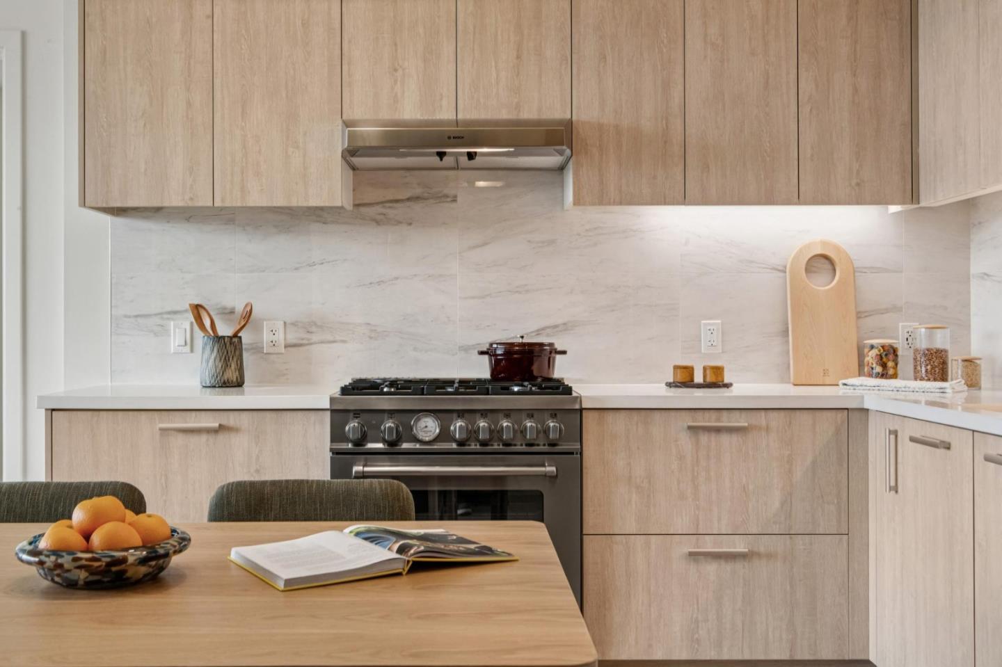 188 W Saint James Street #10515 — photo 5