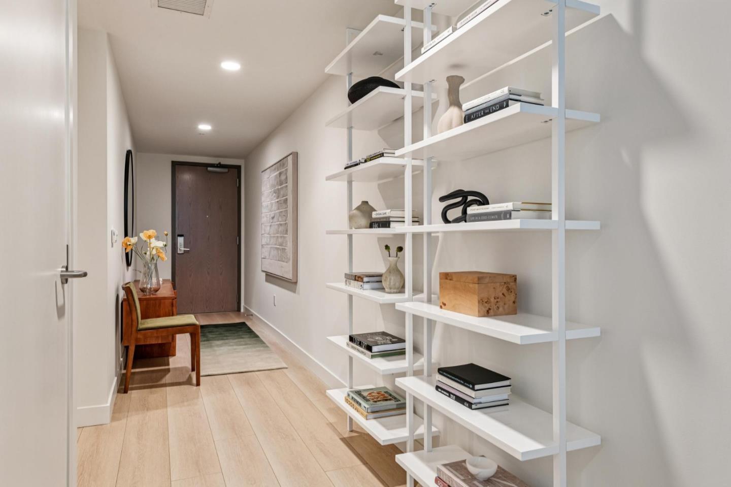 188 W Saint James Street #10515 — photo 8