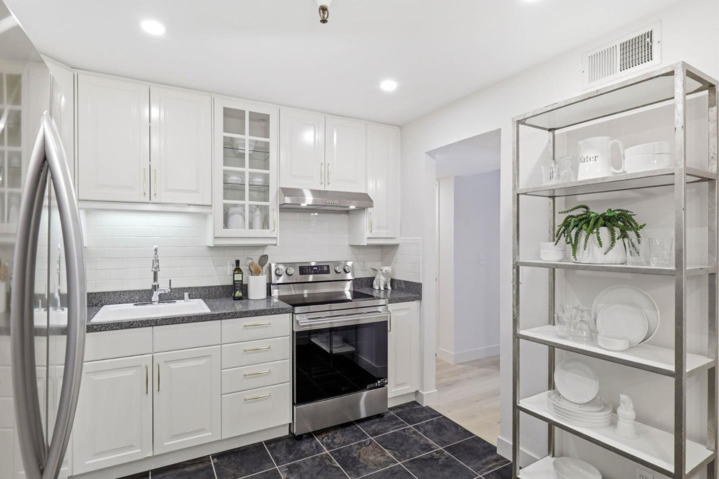 49 Showers Drive #N366 — photo 7