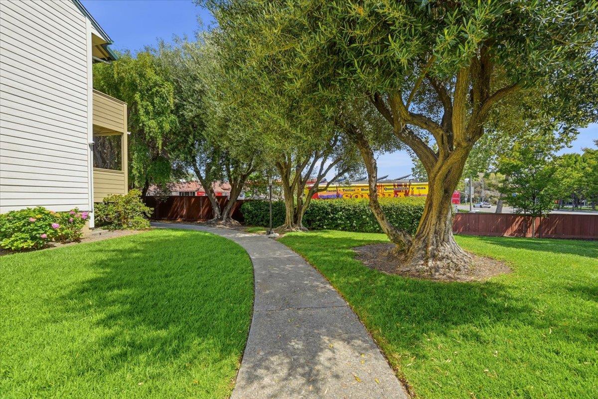 755 N Fair Oaks Avenue #1 — photo 3