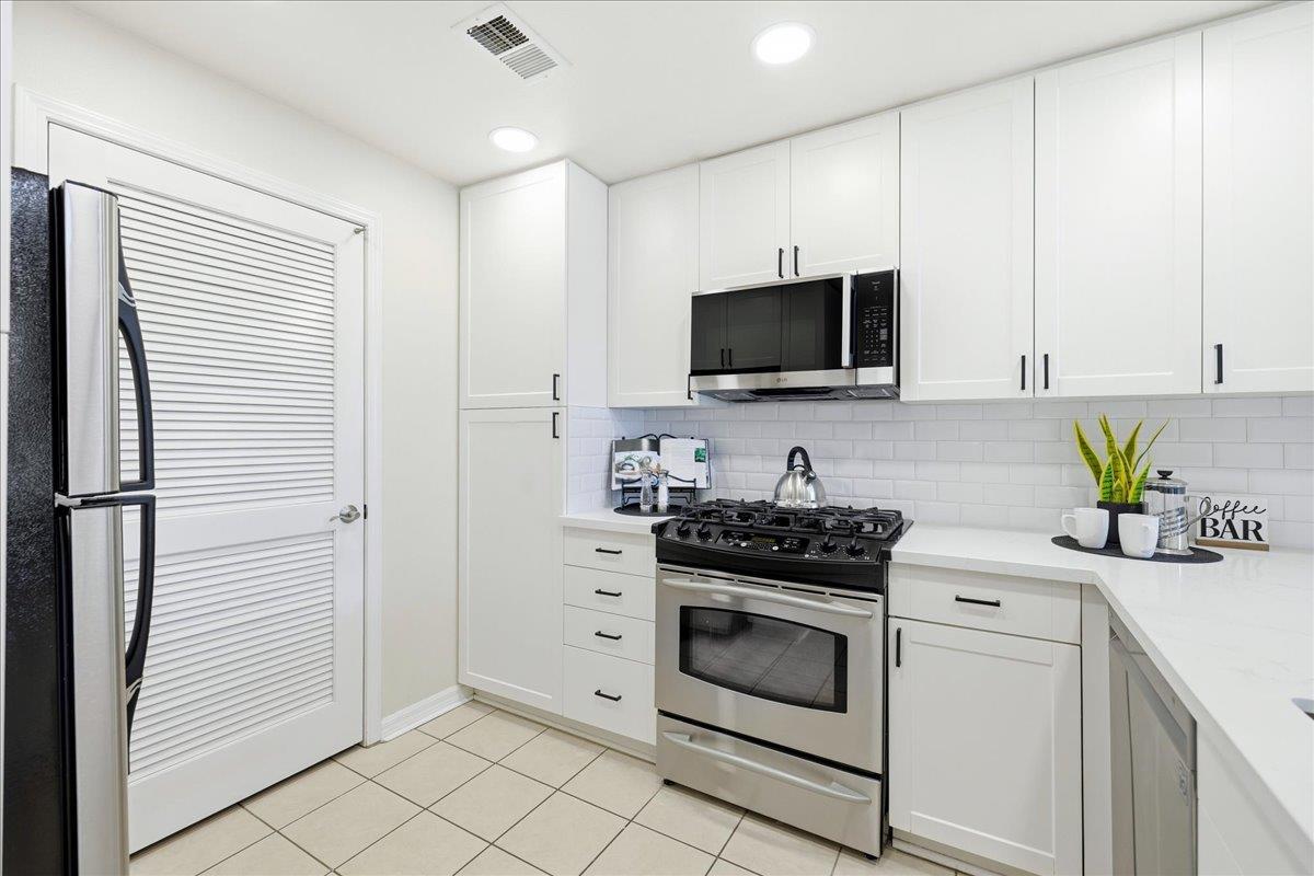 3901 Lick Mill Boulevard #454 — photo 9