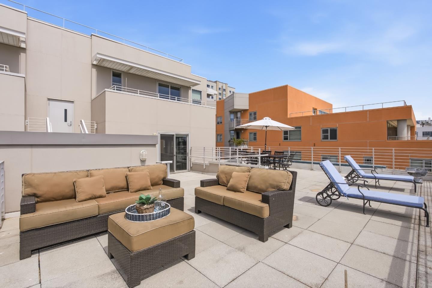 235 Berry Street #607