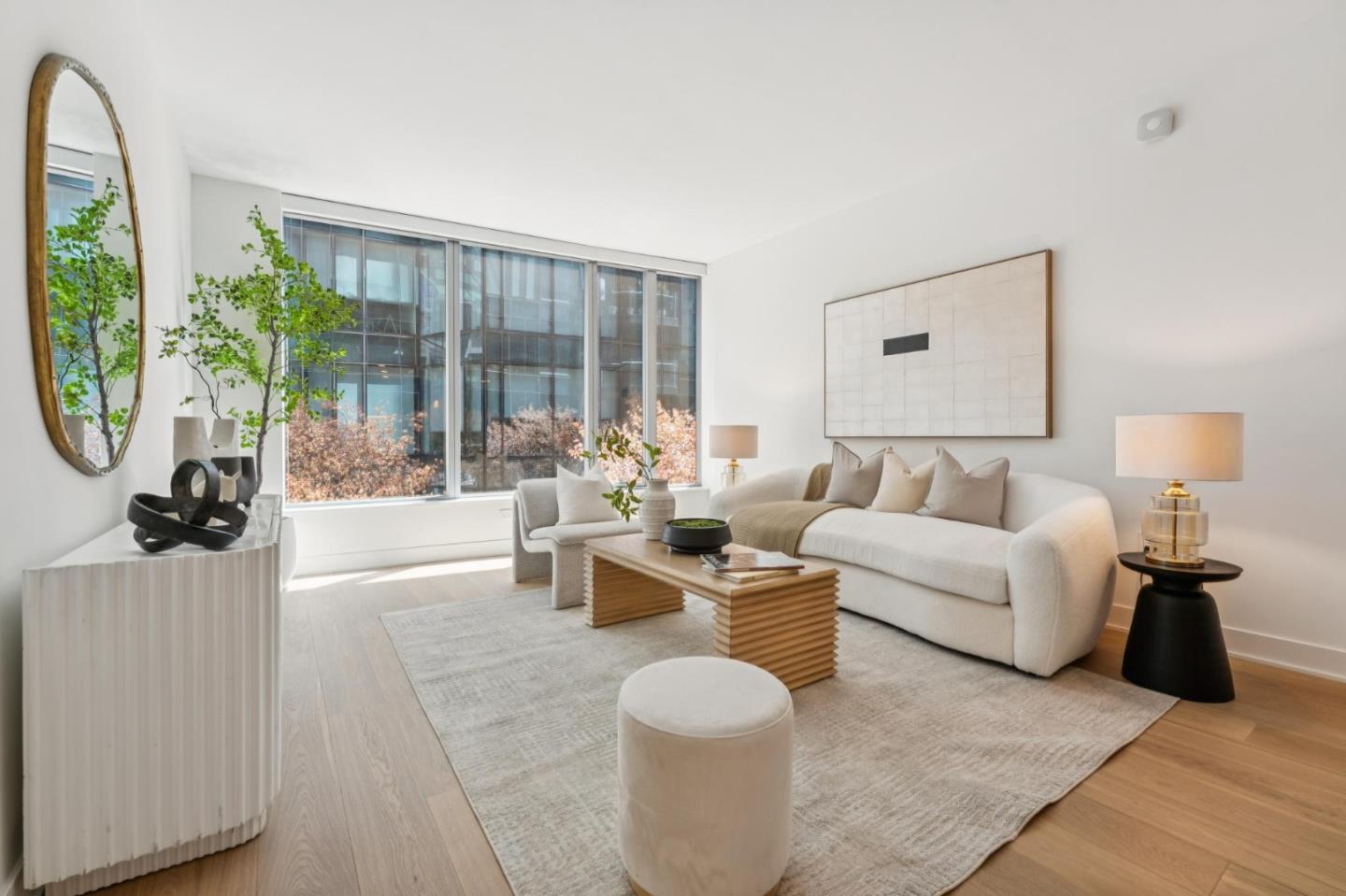 201 Folsom Street #4F
