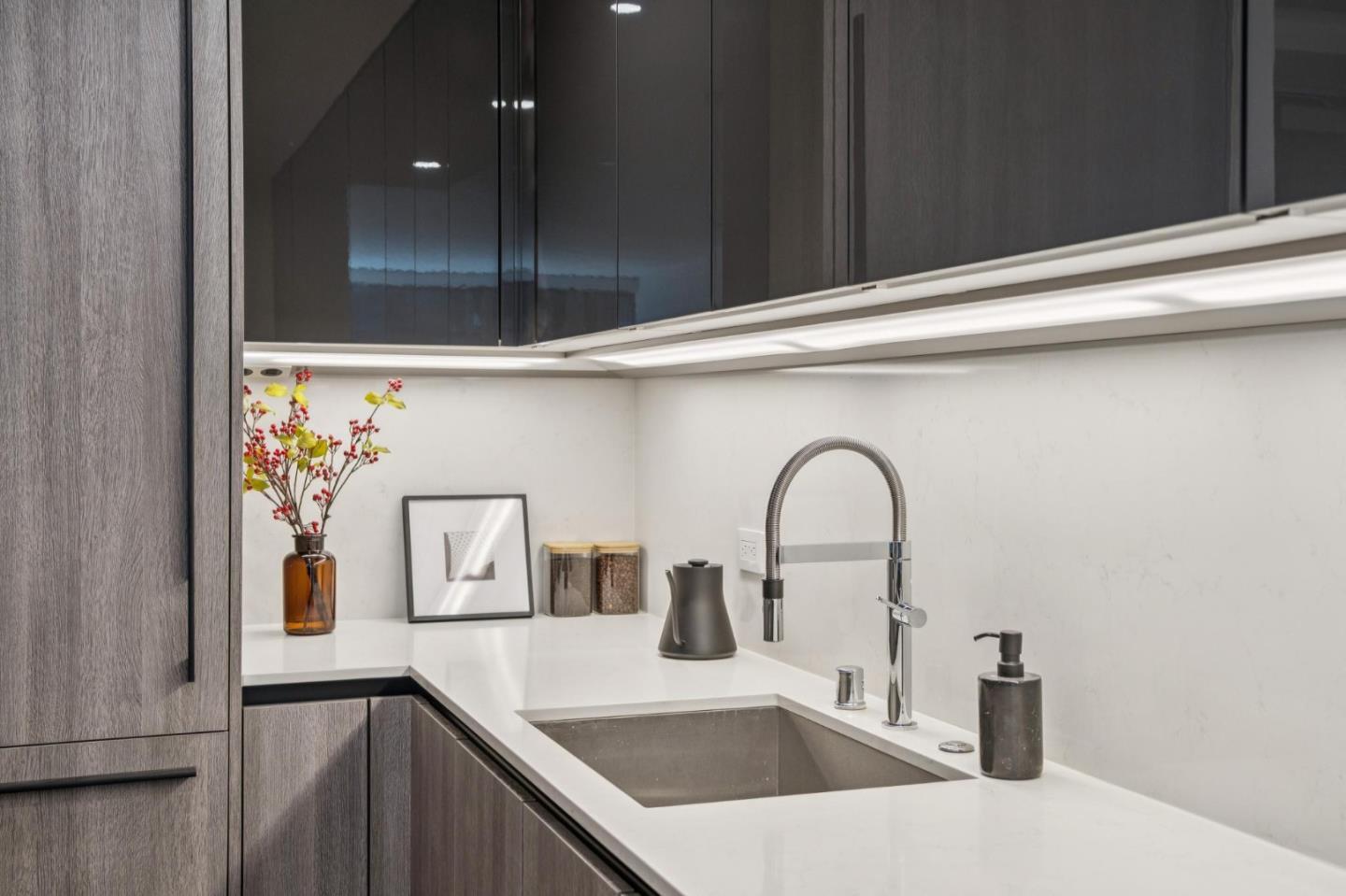 201 Folsom Street #4F — photo 10