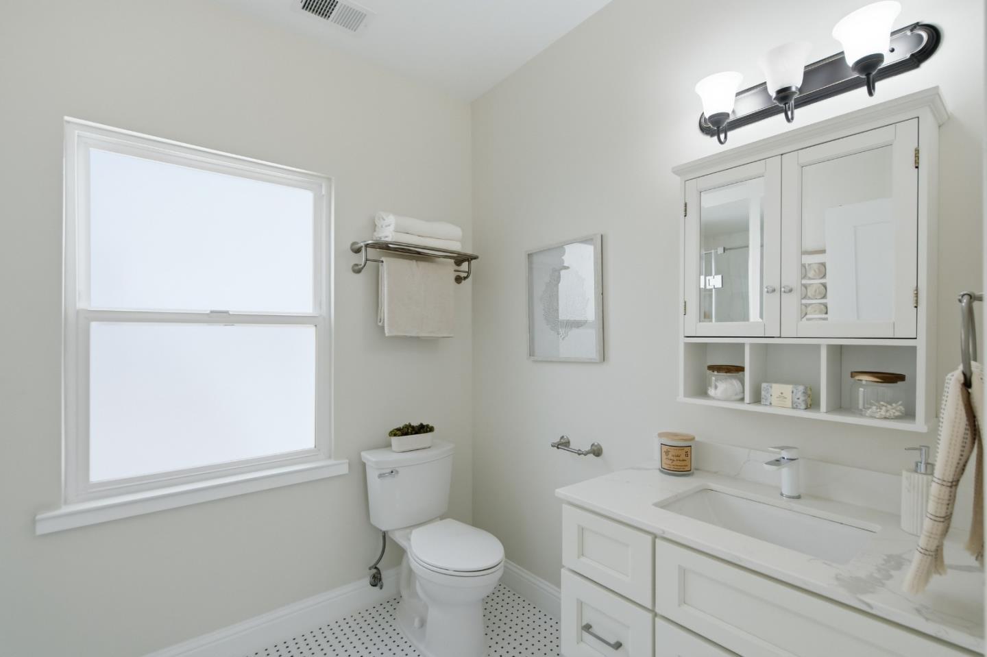 54 Glover Street photo 18