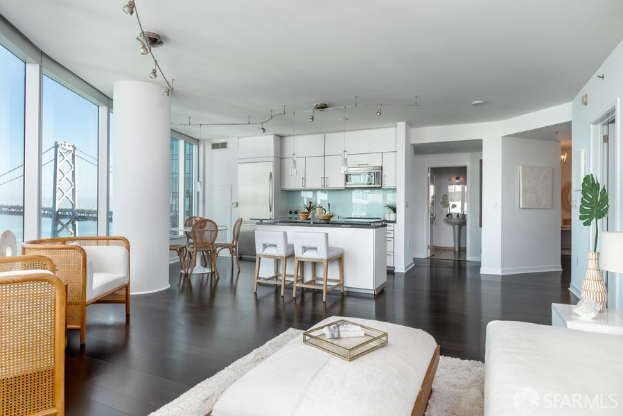 301 Main Street #24B — photo 2