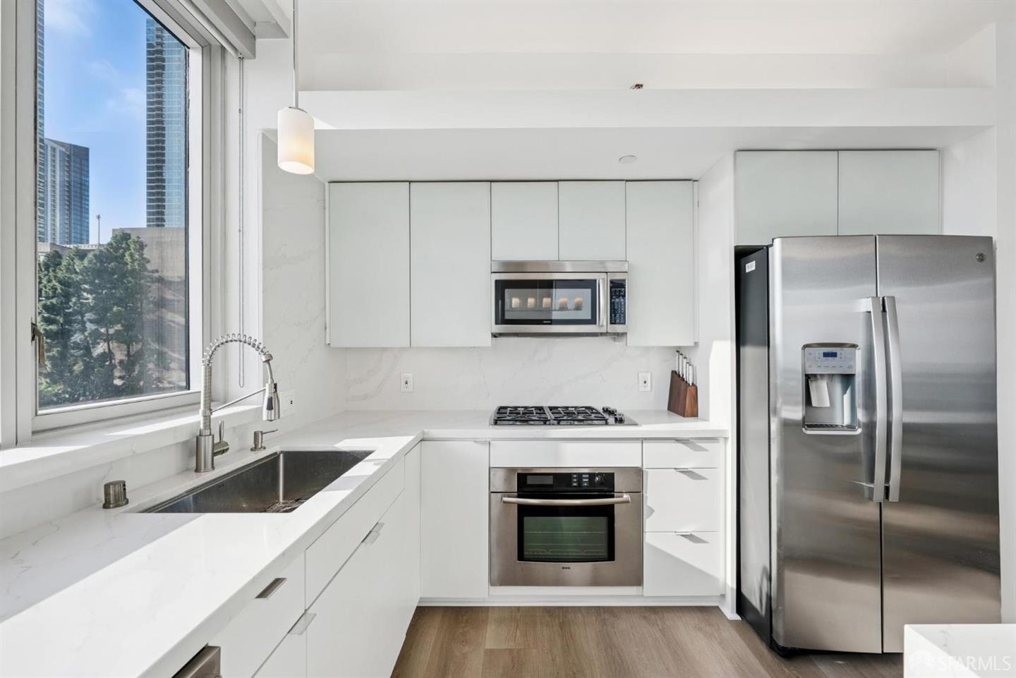 501 Beale Street #7H — photo 14