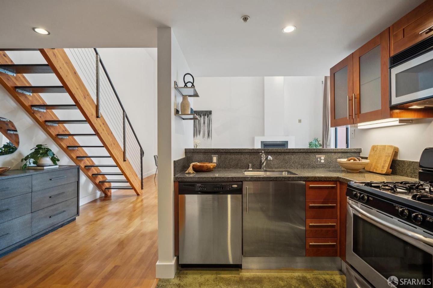 200 Townsend Street #28 — photo 15