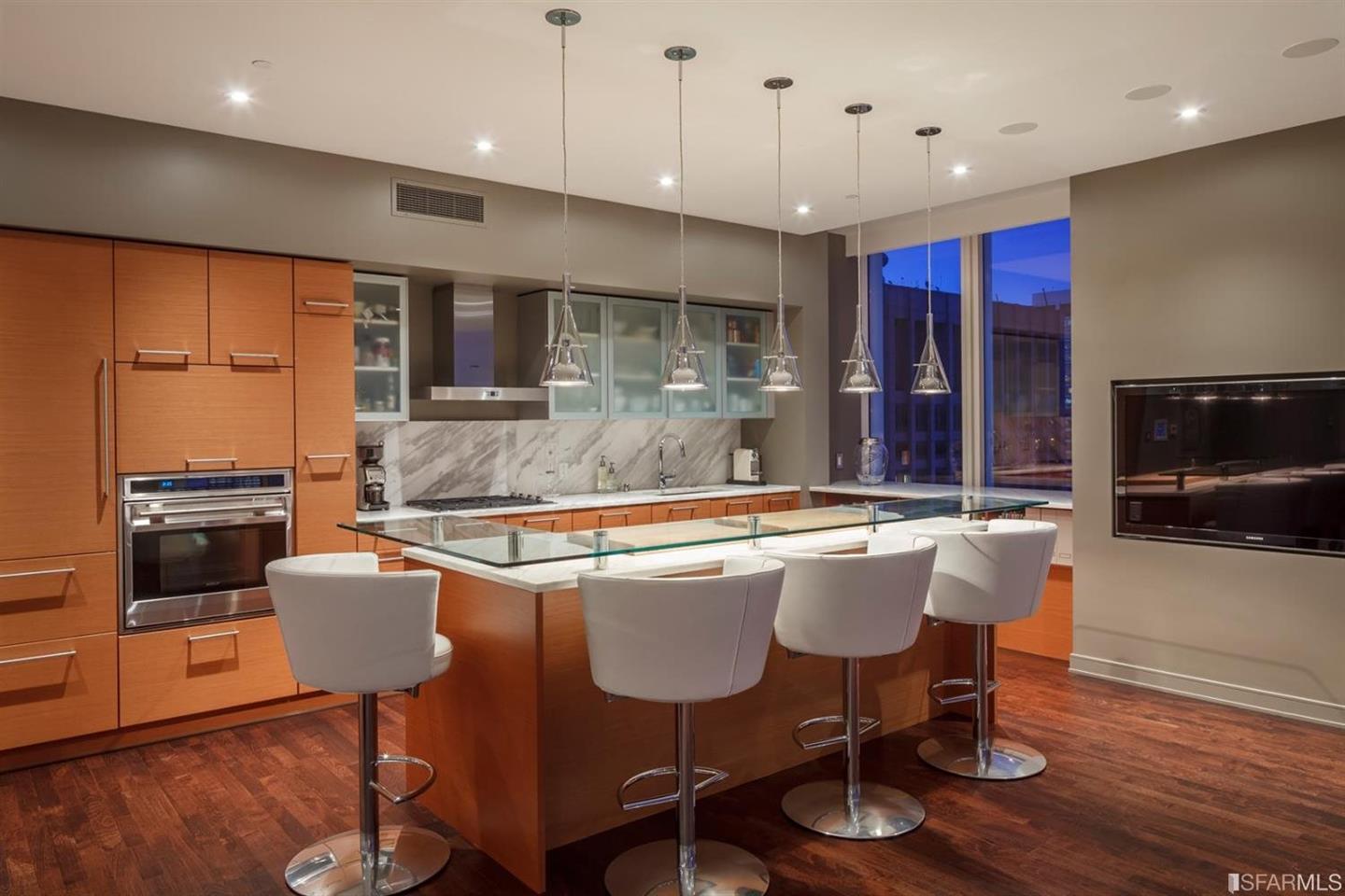 301 Mission Street #43D — photo 4