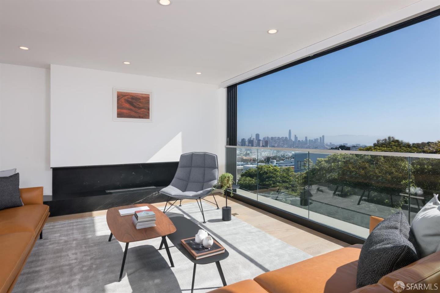 456 Collingwood Street — photo 3