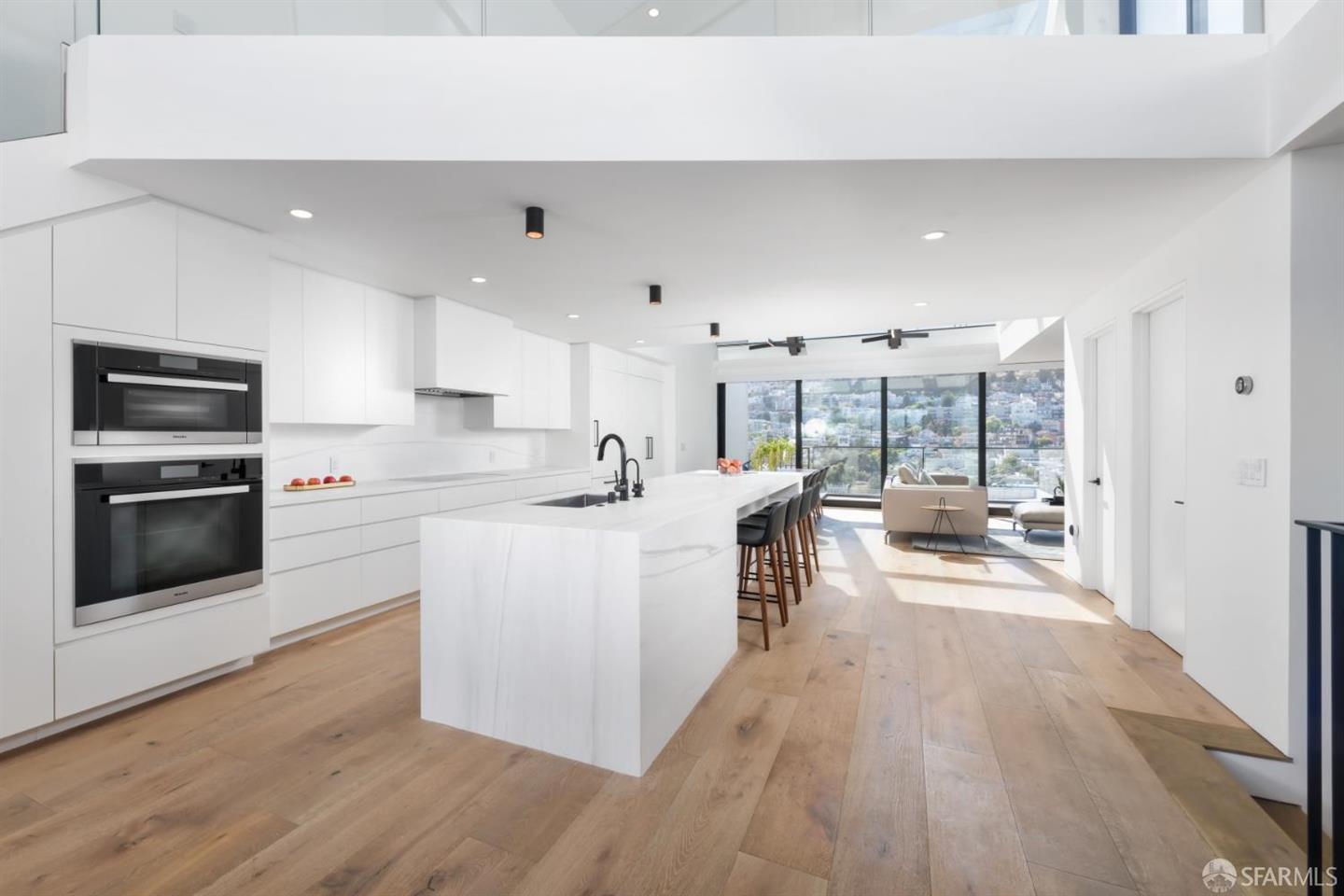 456 Collingwood Street — photo 6