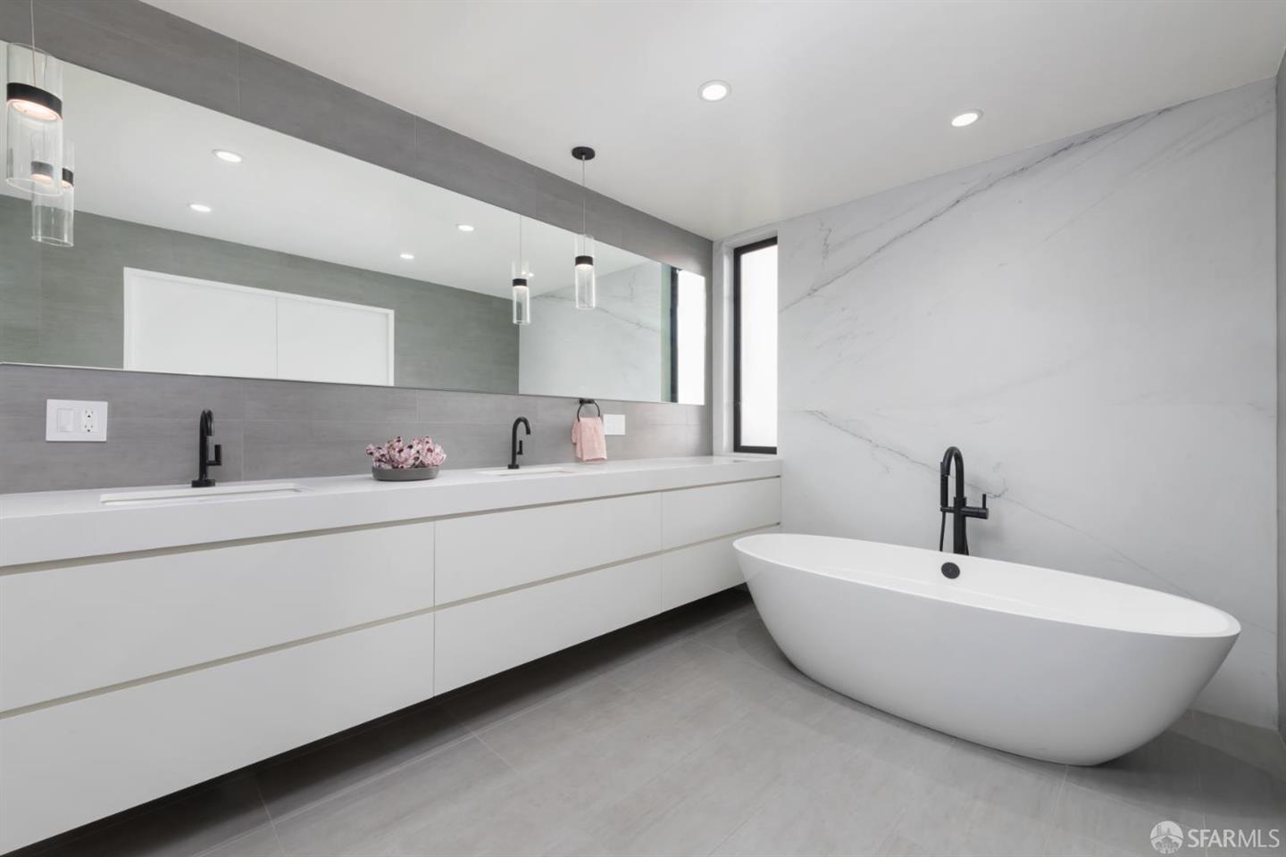456 Collingwood Street — photo 7
