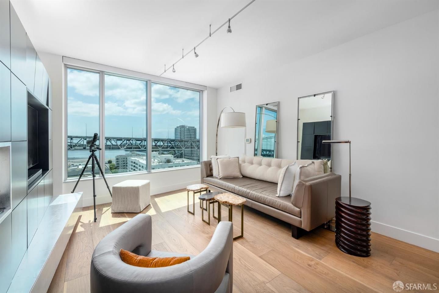 338 Spear Street #18E — photo 4