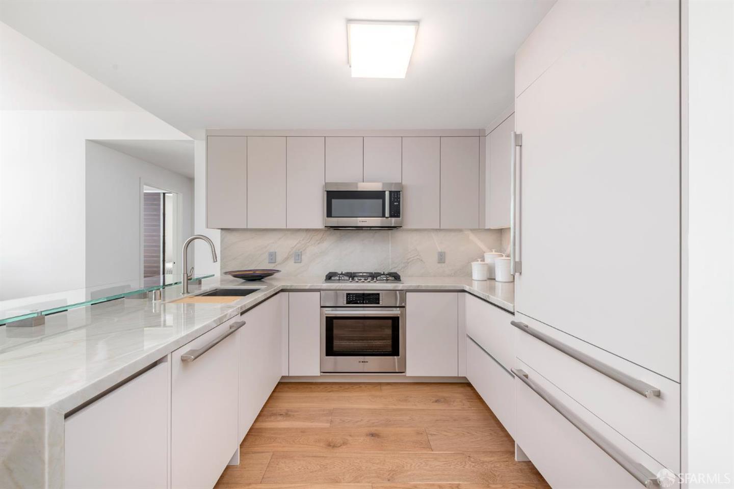 338 Spear Street #18E — photo 9