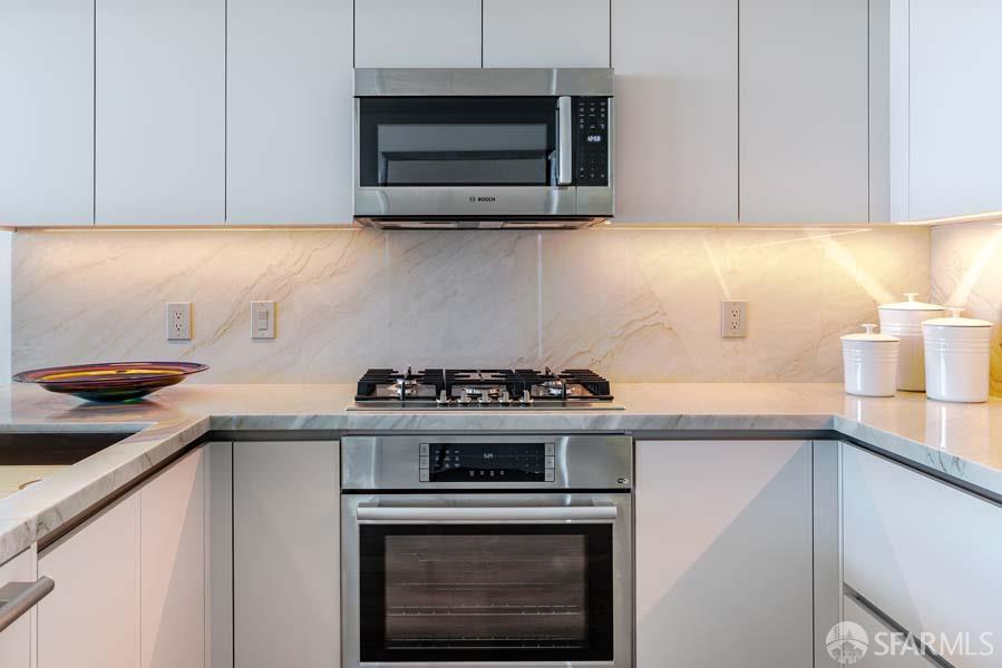 338 Spear Street #18E — photo 10