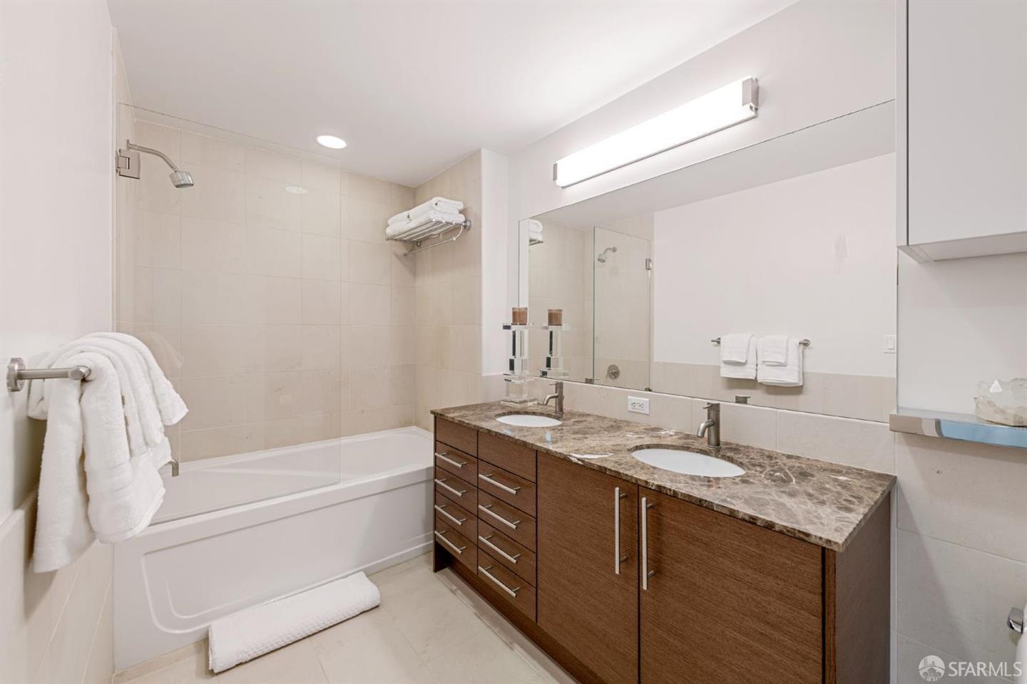 338 Spear Street #18E — photo 15