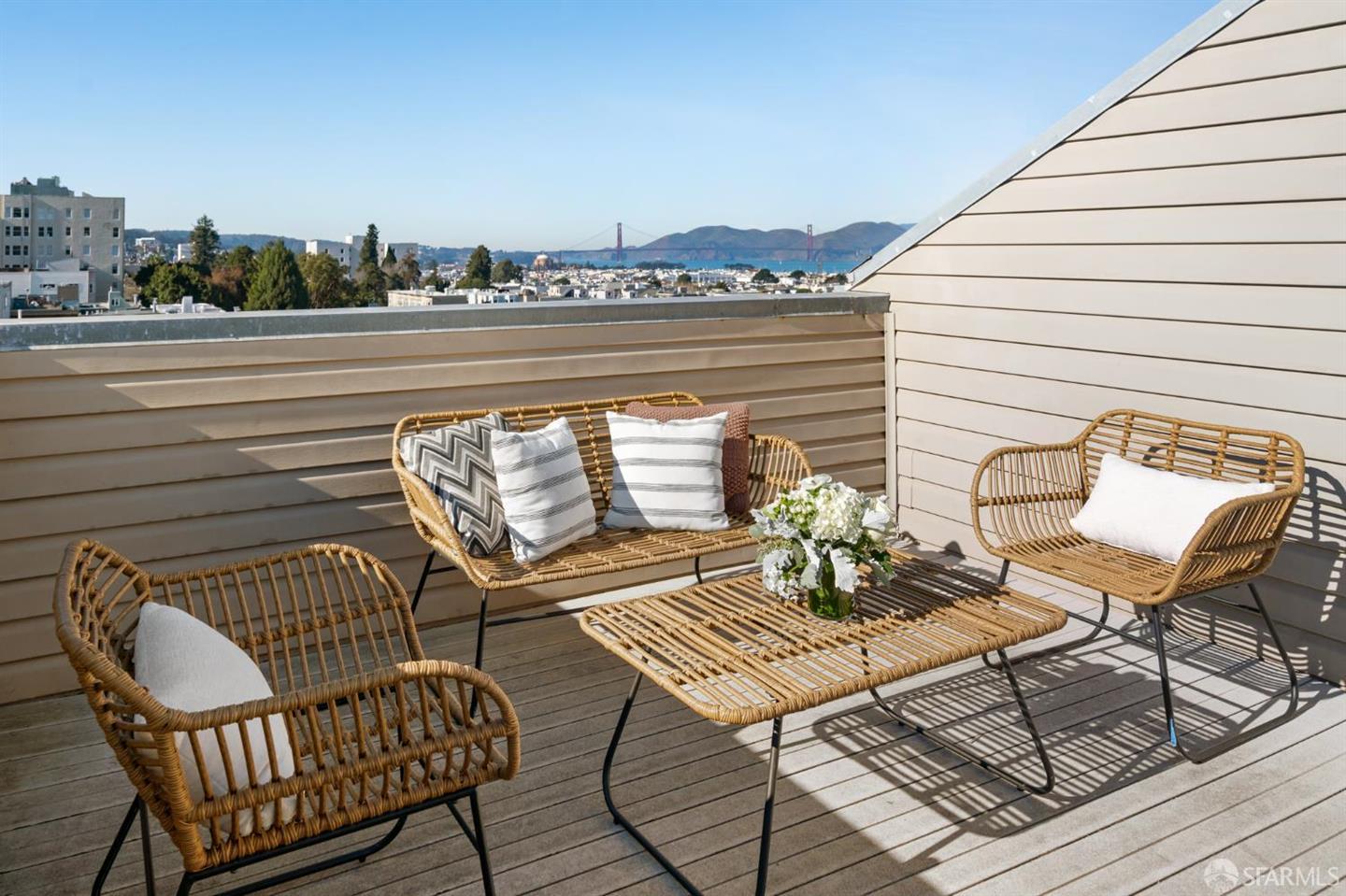 2315 Van Ness Avenue #7 — photo 2