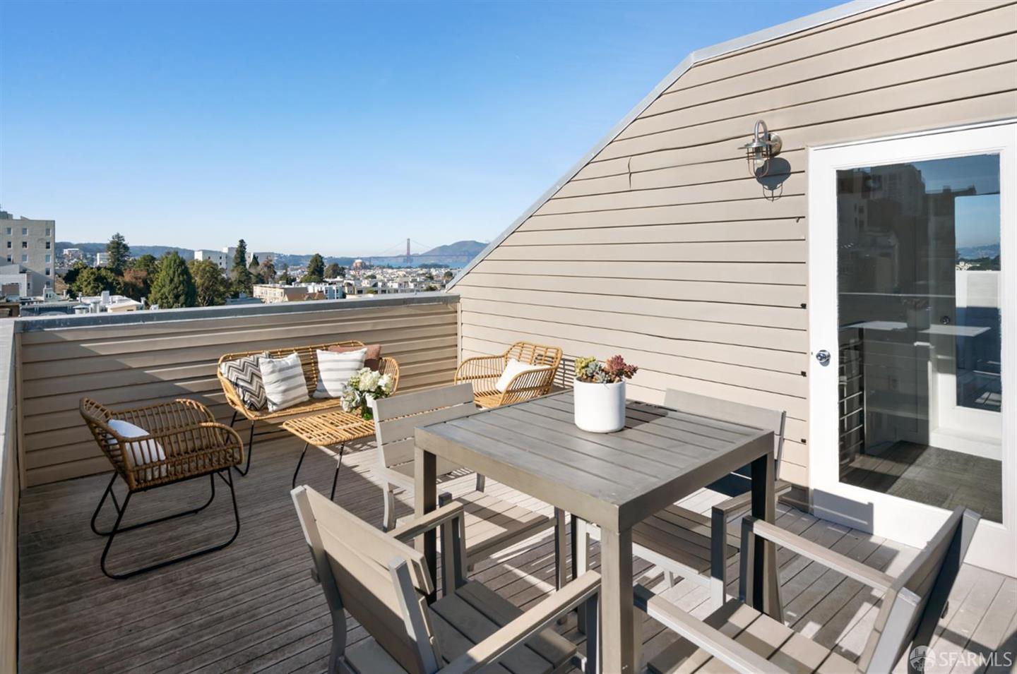 2315 Van Ness Avenue #7 — photo 3