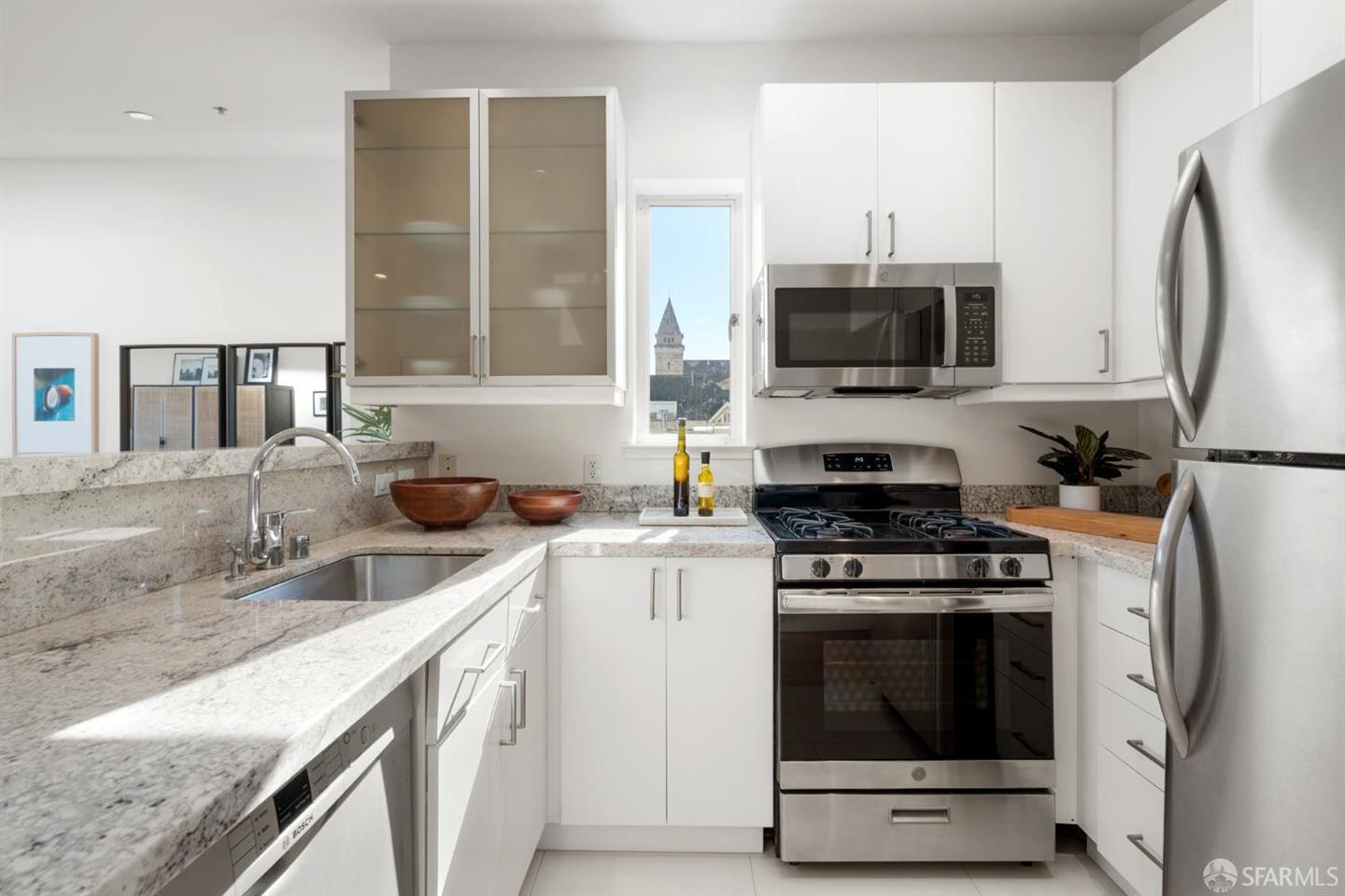 2315 Van Ness Avenue #7 — photo 9